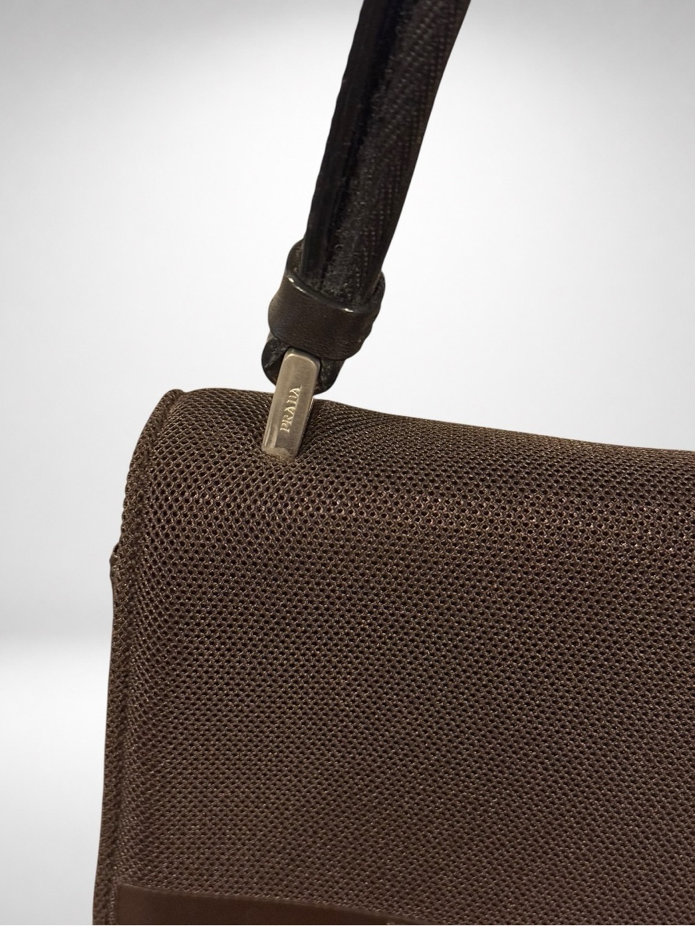PRADA 1999 Runway Mesh Leather Shoulder Bag Brown Adjustable Vintage Italy - Picture 6 of 15